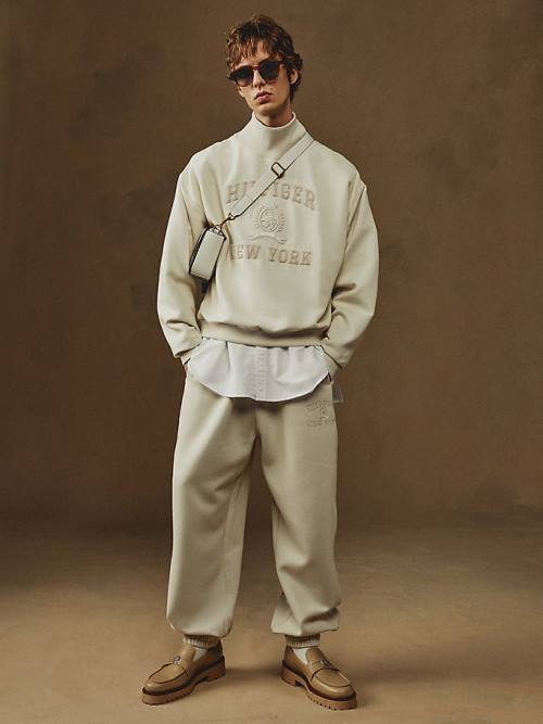 Tommy Hilfiger Prep Crest Embroidery Relaxed Fit Joggers Moški Hlače Bela | TH126CSH